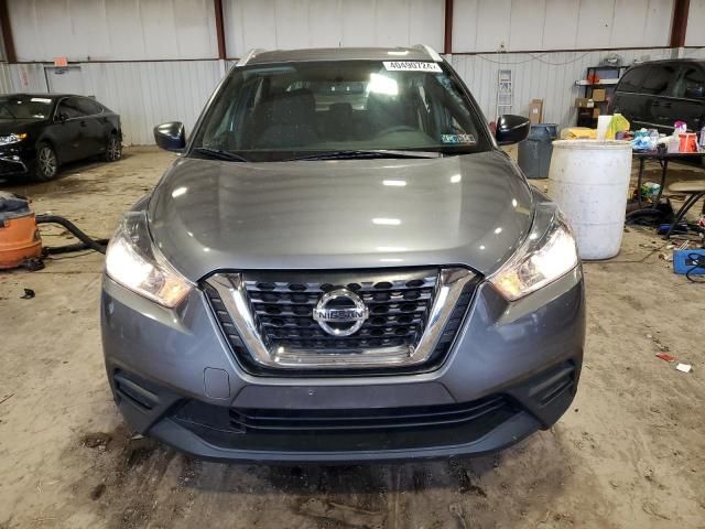 2018 Nissan Kicks S