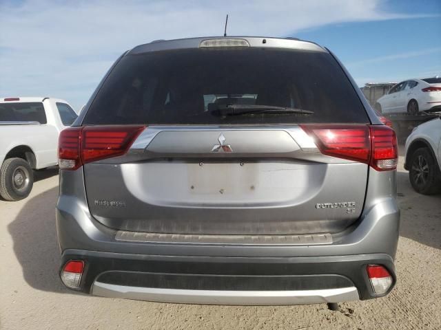 2016 Mitsubishi Outlander SE