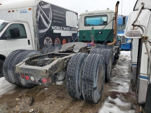 2015 Mack 600 CXU600