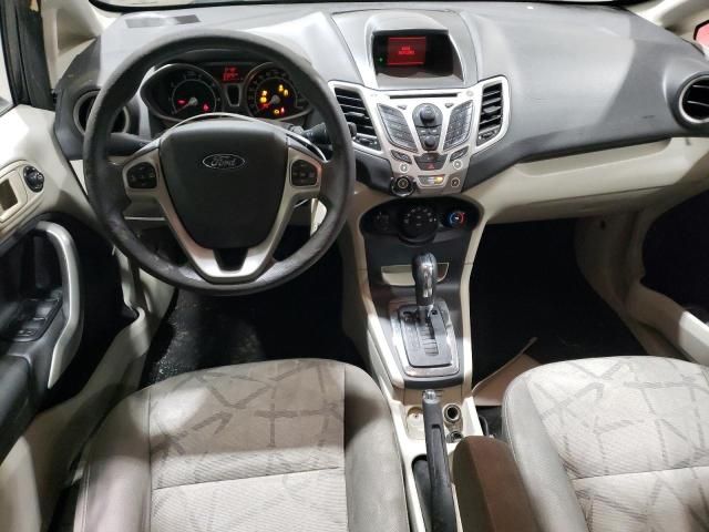 2013 Ford Fiesta SE