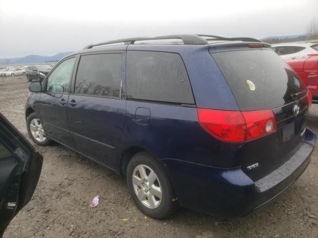 2007 Toyota Sienna CE