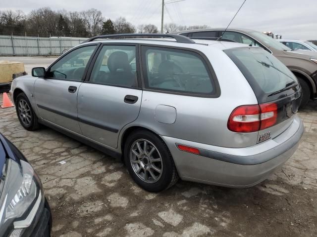 2001 Volvo V40 1.9T