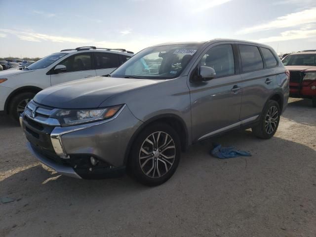 2016 Mitsubishi Outlander SE