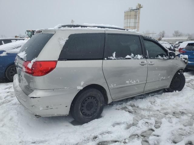 2009 Toyota Sienna CE