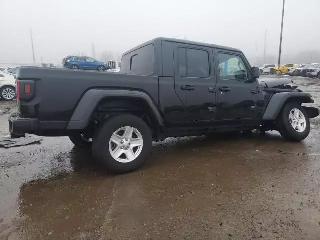 2022 Jeep Gladiator Sport