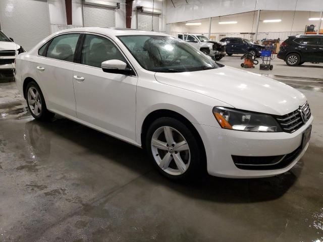 2013 Volkswagen Passat SE