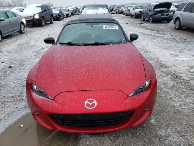 2016 Mazda MX-5 Miata Sport