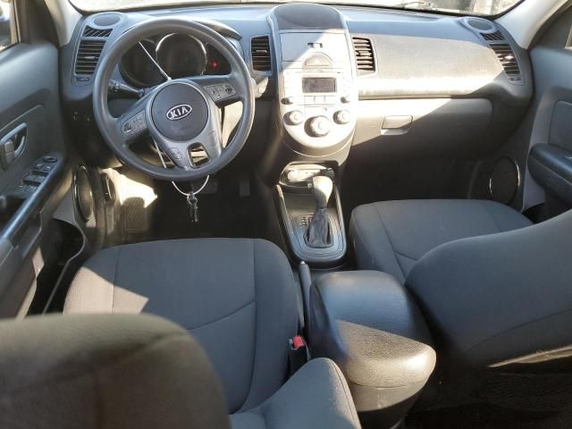 2011 KIA Soul +