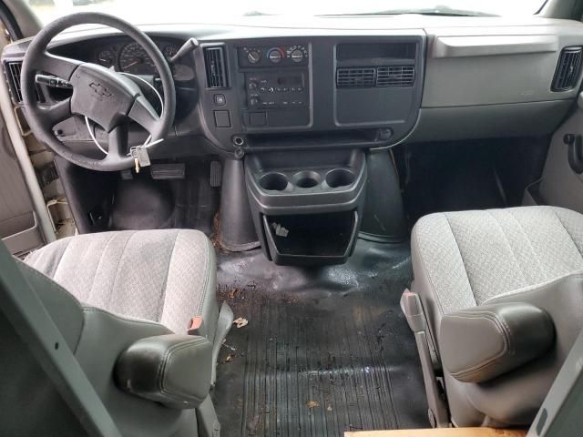 2004 Chevrolet Express G1500