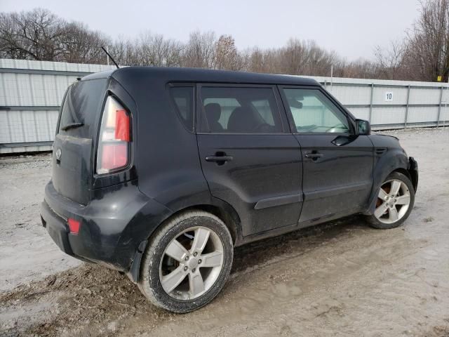 2011 KIA Soul +