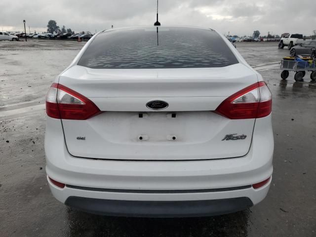 2015 Ford Fiesta SE