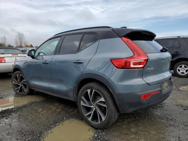 2021 Volvo XC40 T5 R-Design