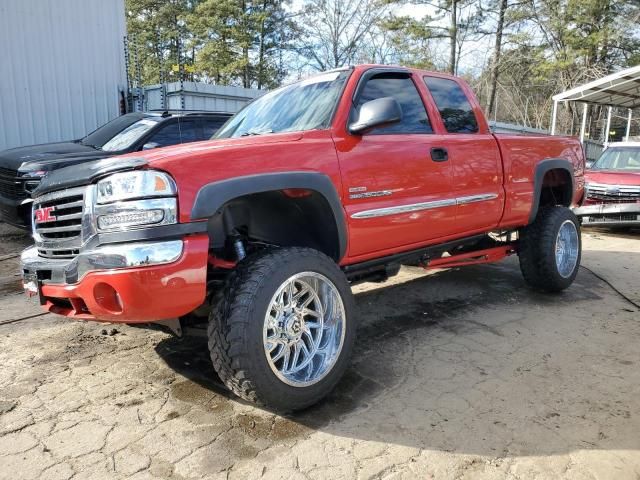 2004 GMC Sierra K2500 Heavy Duty