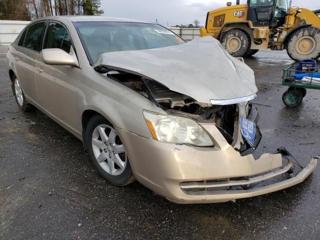 2005 Toyota Avalon XL