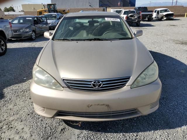 2005 Toyota Camry LE