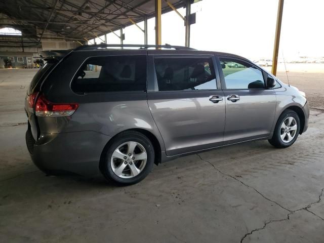 2012 Toyota Sienna LE