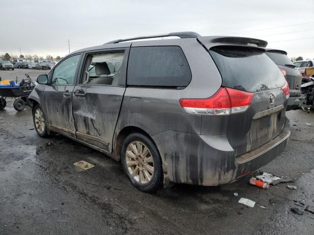 2011 Toyota Sienna XLE