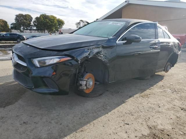 2019 Mercedes-Benz A 220