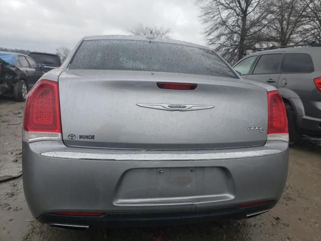 2016 Chrysler 300C