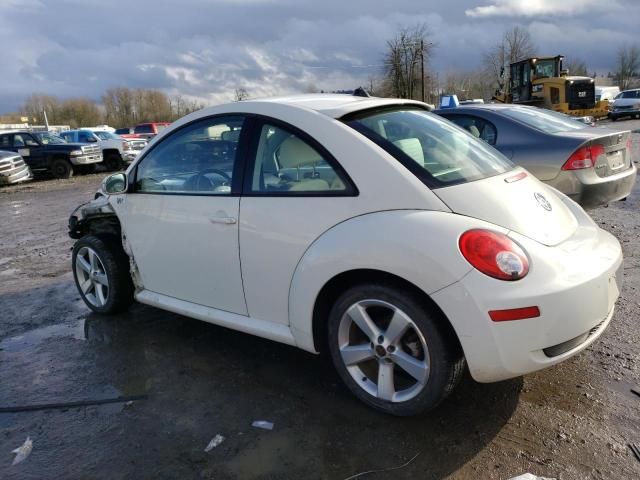 2008 Volkswagen New Beetle Triple White