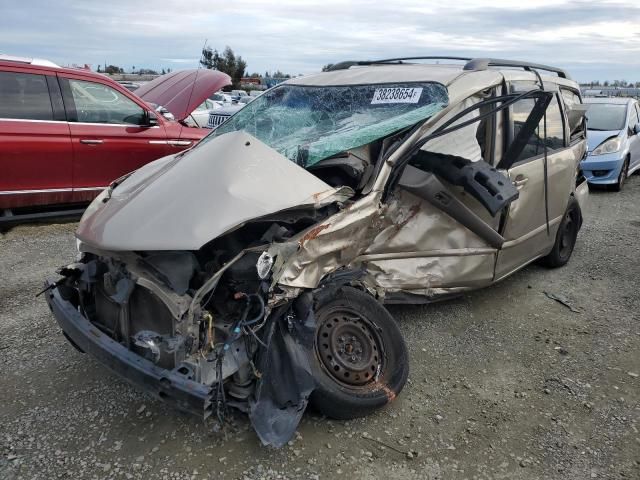 2006 Toyota Sienna CE