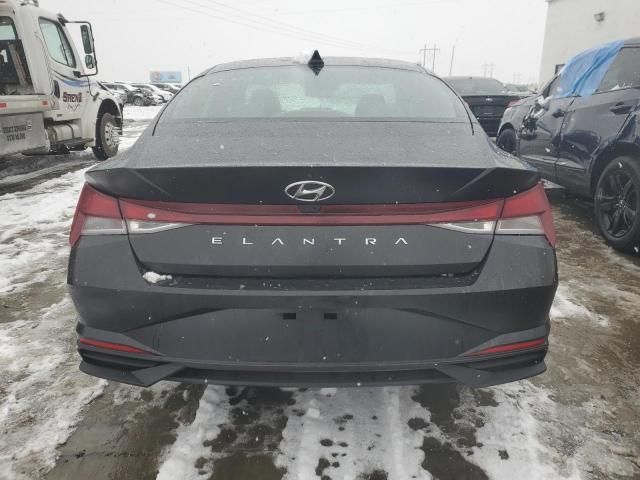 2021 Hyundai Elantra SE