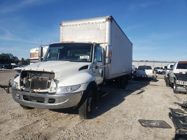 2004 International 4000 4300