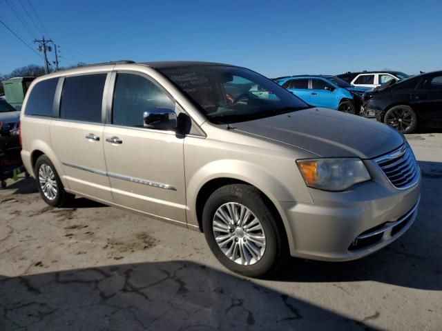 2013 Chrysler Town & Country Touring L