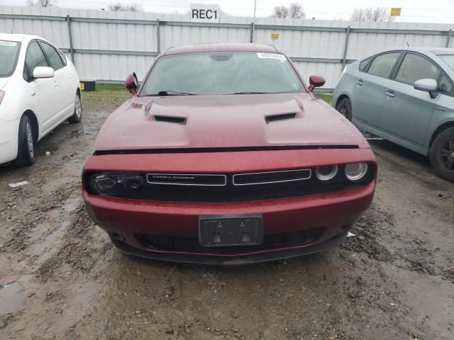 2017 Dodge Challenger SXT