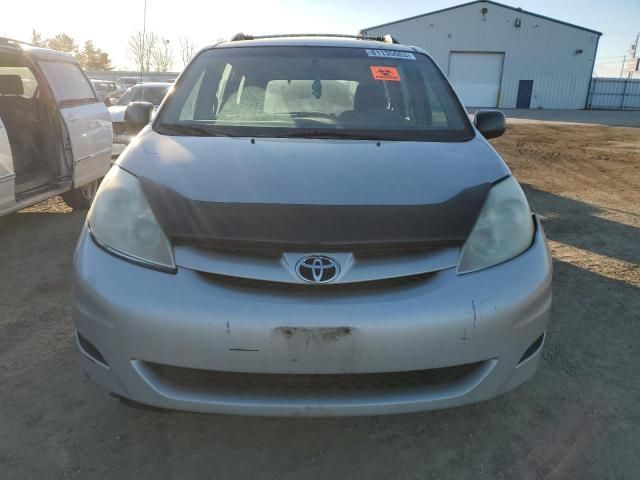 2006 Toyota Sienna CE