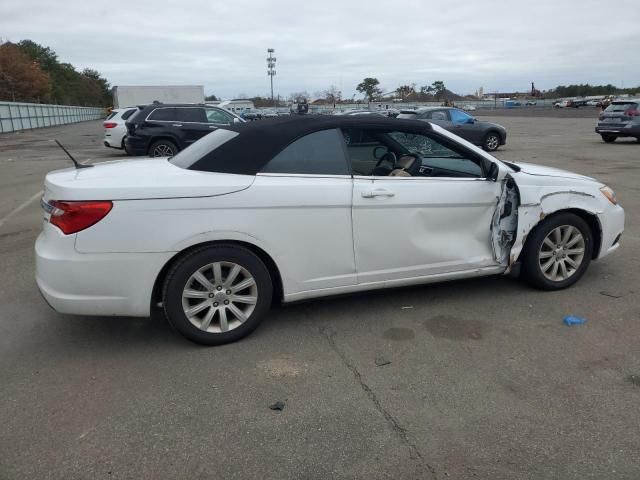 2013 Chrysler 200 Touring