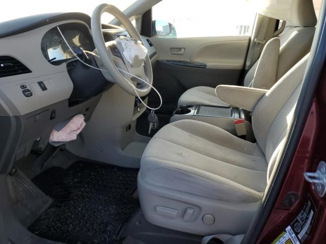 2012 Toyota Sienna LE