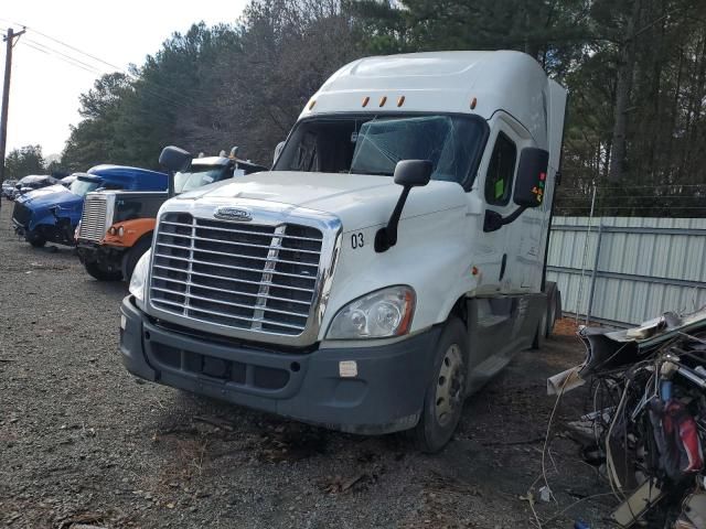 2018 Freightliner Cascadia 125