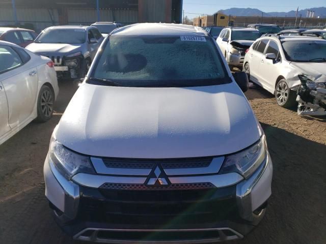 2020 Mitsubishi Outlander SE