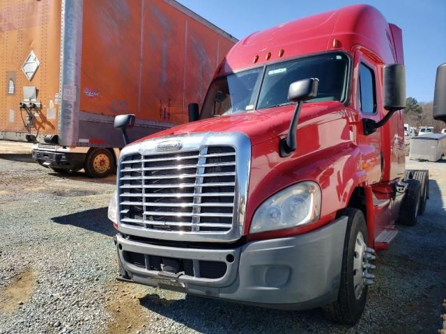 2014 Freightliner Cascadia 125