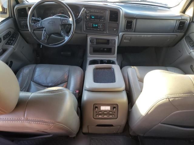 2004 Chevrolet Suburban C1500