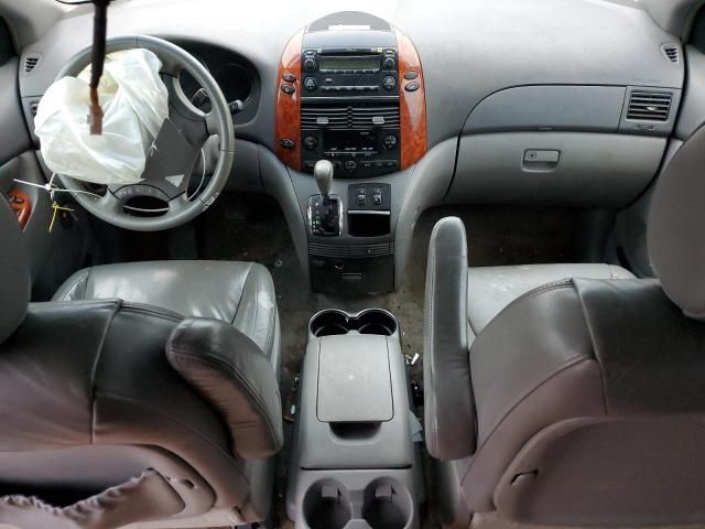 2006 Toyota Sienna XLE