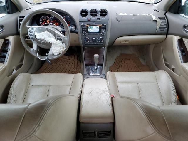 2010 Nissan Altima Base