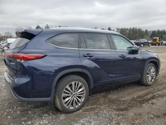 2021 Toyota Highlander Hybrid Platinum