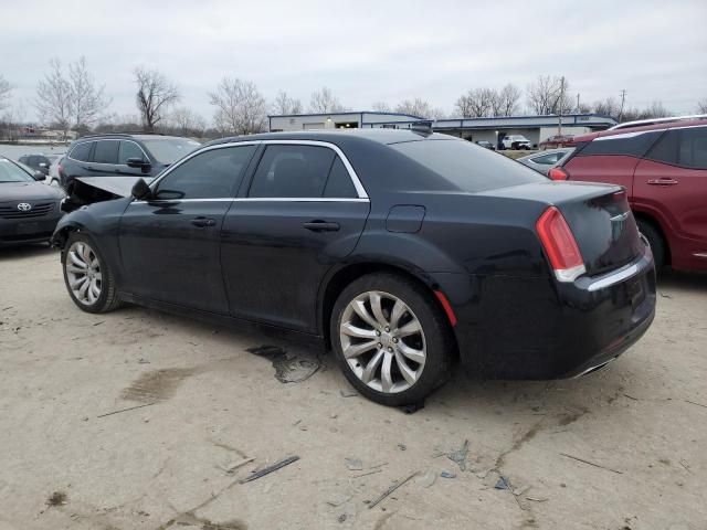 2018 Chrysler 300 Touring