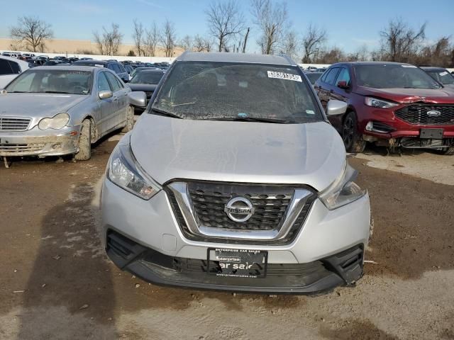 2019 Nissan Kicks S