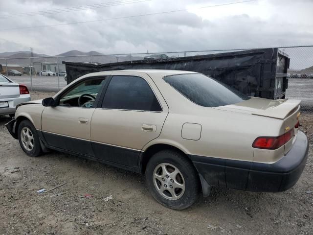 1998 Toyota Camry LE