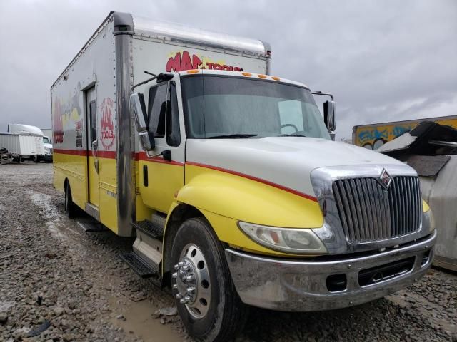 2004 International 4000 4300