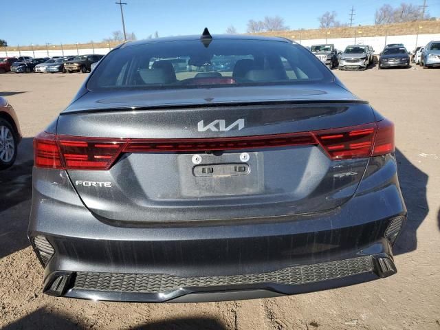 2023 KIA Forte GT Line