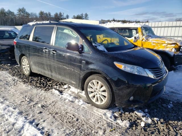 2016 Toyota Sienna XLE