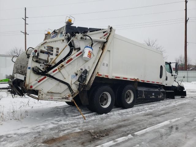 2016 Freightliner 114SD