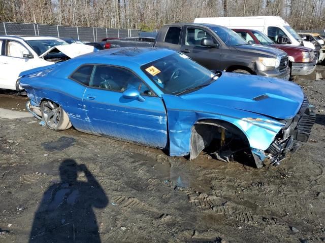 2015 Dodge Challenger SXT Plus