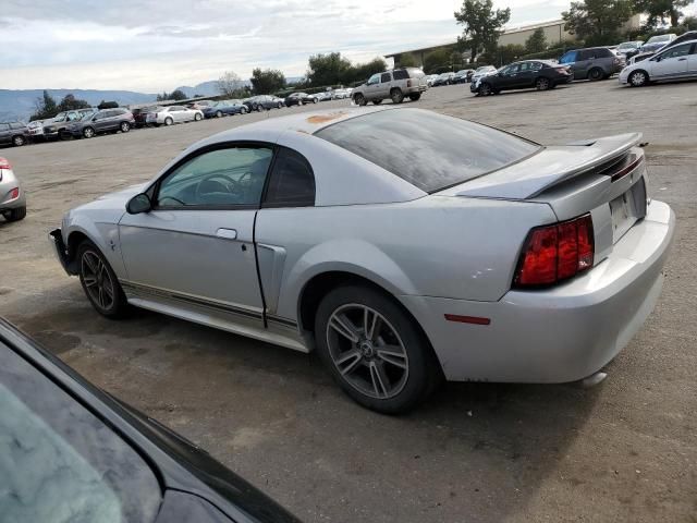 2000 Ford Mustang