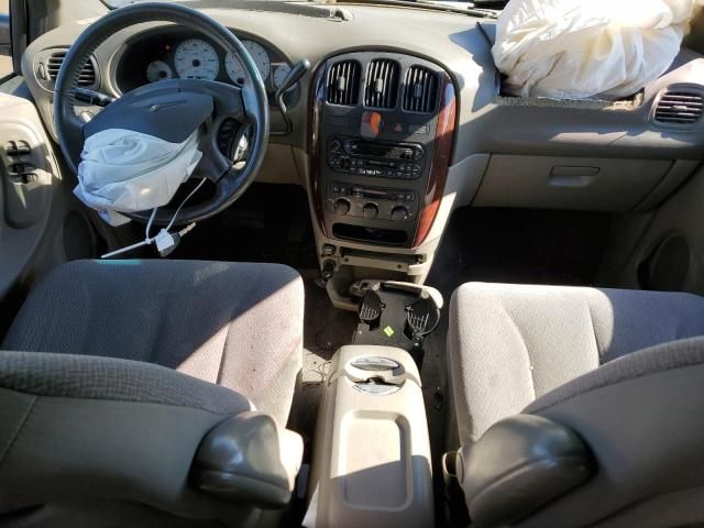 2004 Chrysler Town & Country Touring