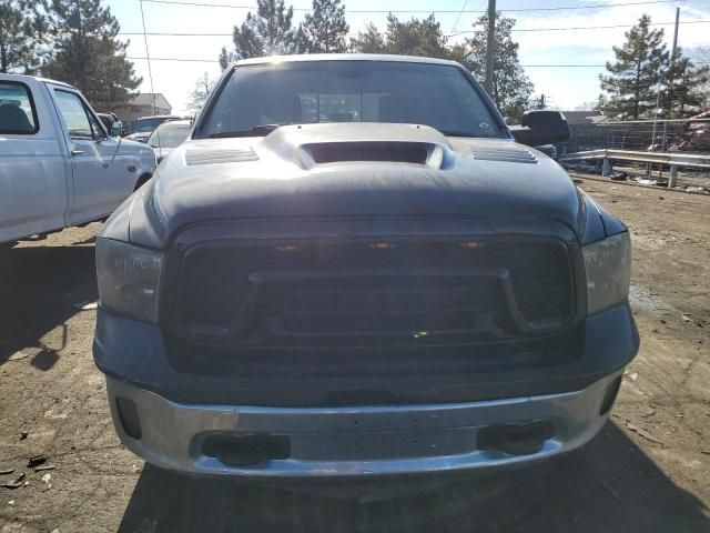 2015 Dodge RAM 1500 SLT